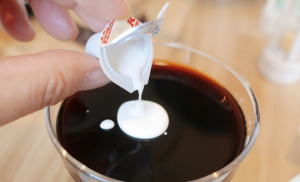 コーヒーフレッシュの成分はミルクではなく、油です!