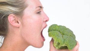 食後にすぐお腹が空いてしまう人にオススメのダイエット法をご紹介します!